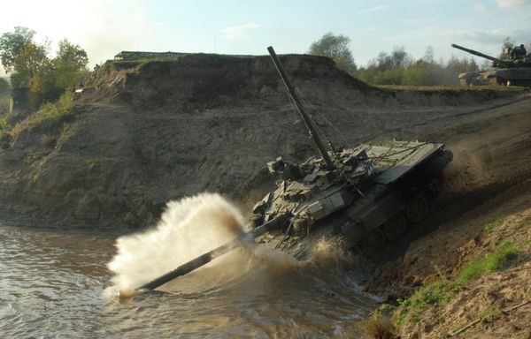 В Нижегородской области проходят учения войск МВО Бастион-2008