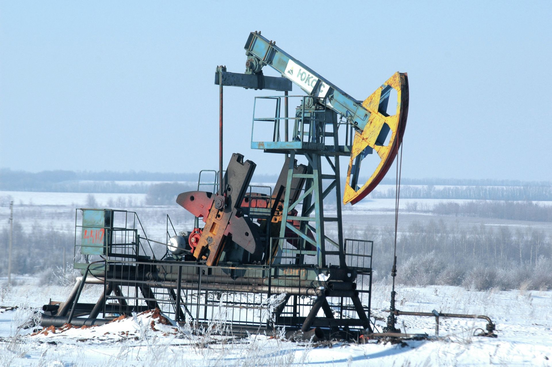 Штанговый насос на нефтяной скважине - ПРАЙМ, 1920, 03.03.2021
