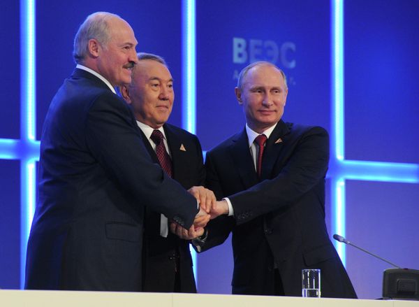 Рабочий визит В.Путина в Астану для участия в заседании ВЕЭС Рабочий визит В.Путина в Астану для участия в заседании ВЕЭС