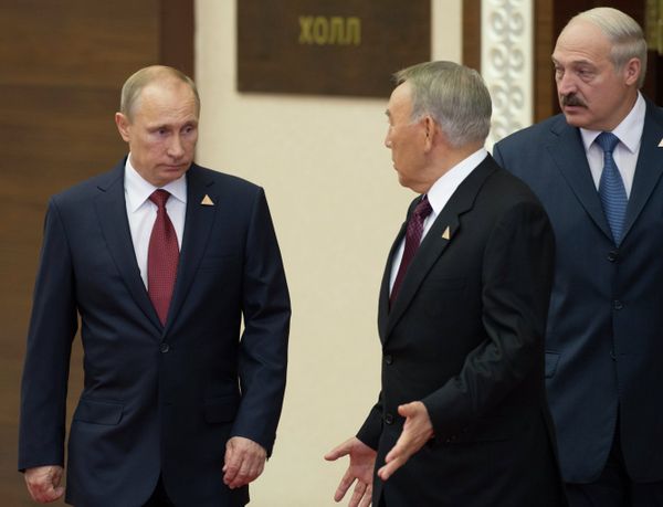 Рабочий визит В.Путина в Астану для участия в заседании ВЕЭС