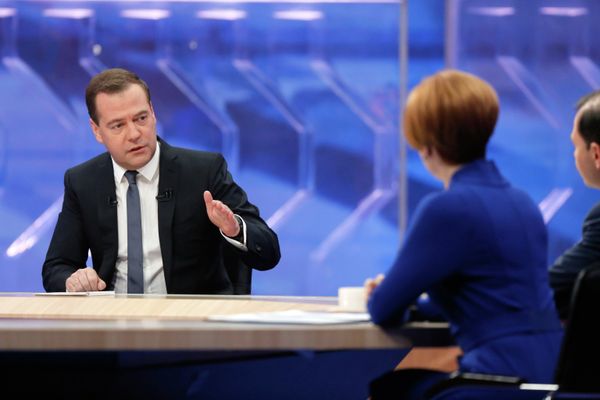 Интервью Д.Медведева российским телеканалам