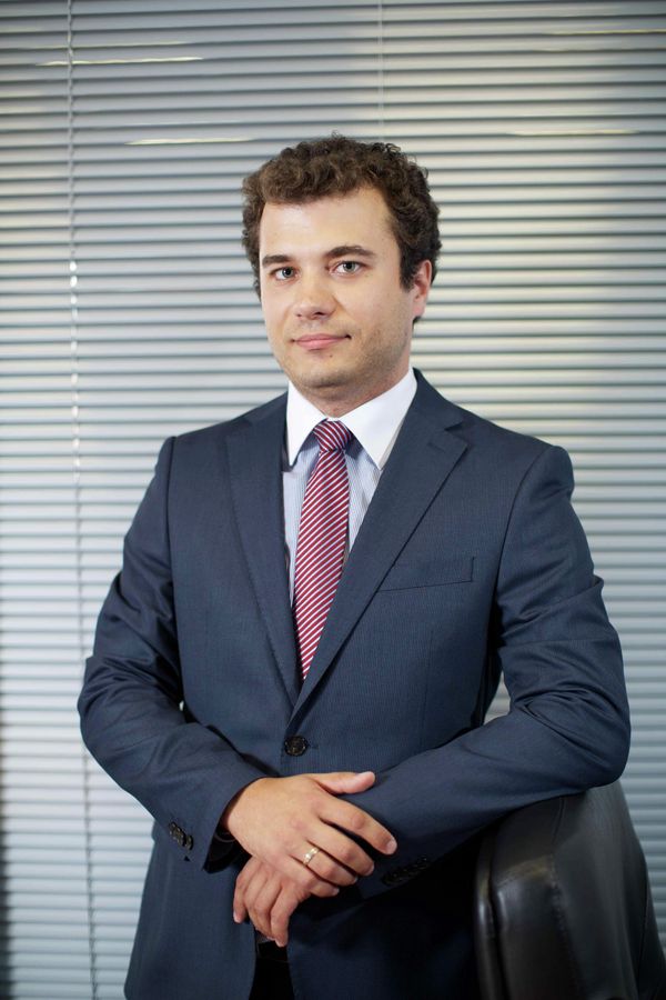 Илья Фролов