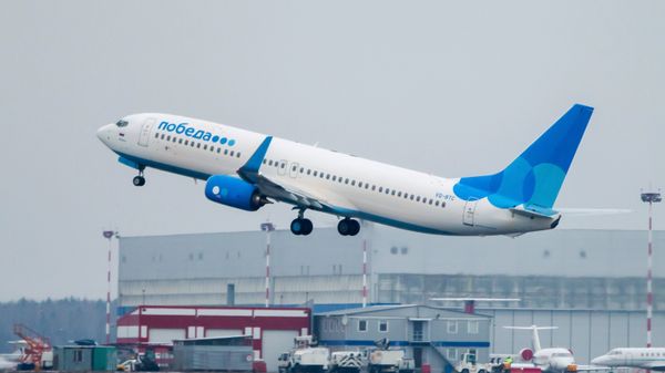 Cамолет лоукостера Победа. Возобновление авиасообщения Cамолет лоукостера Победа. Возобновление авиасообщения