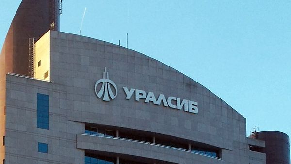 %Здание банка УралСиб