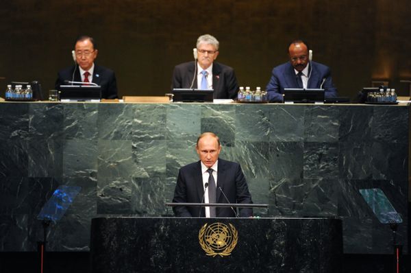 *Президент РФ В.Путин
