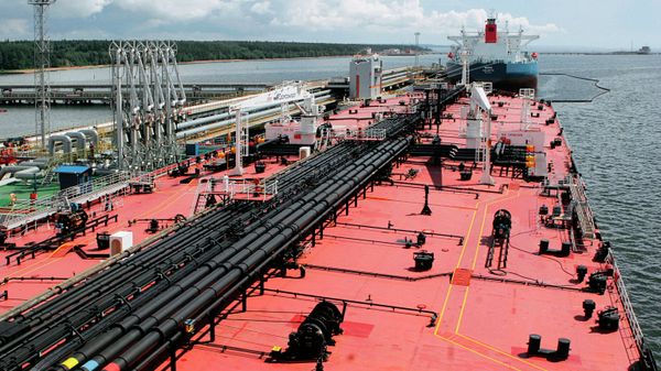 Нефтеналивной танкер Нефтеналивной танкер
