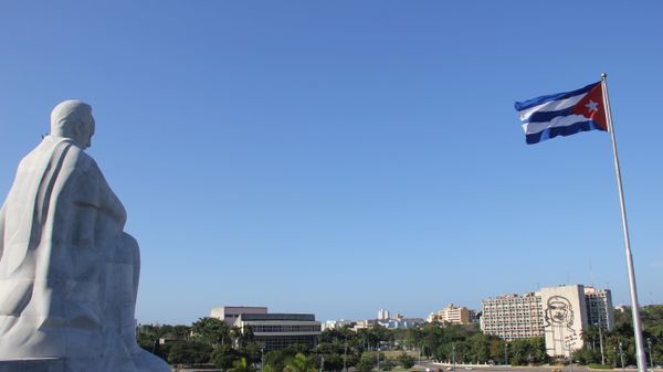 Площадь Революции в Гаване
