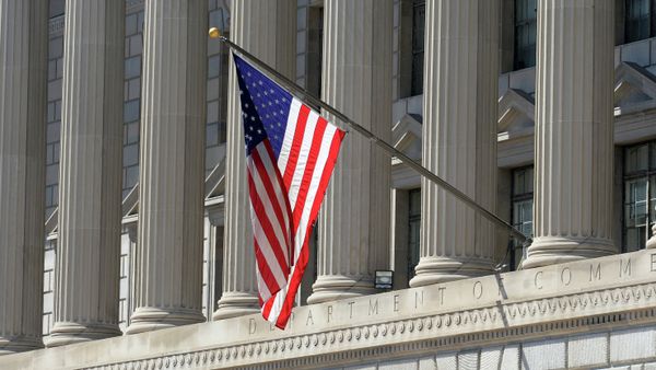 *Вашингтон, США