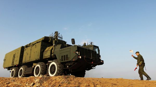 *Зенитно-ракетный комплекс С-300