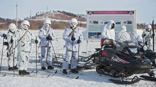 Тренировка курсантов Арктического подразделения ДВВКУ