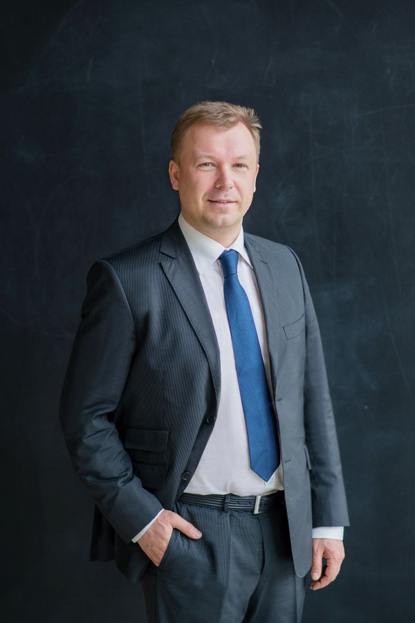 Владимир Зотов