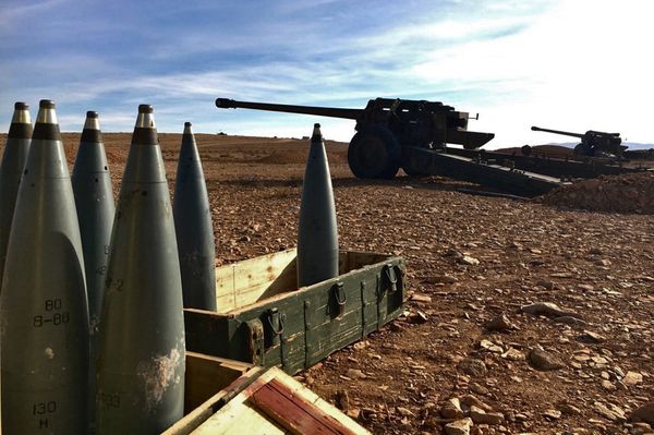 Сирийские ополченцы в христианской деревне Садад, провинция Хомс, Сирия