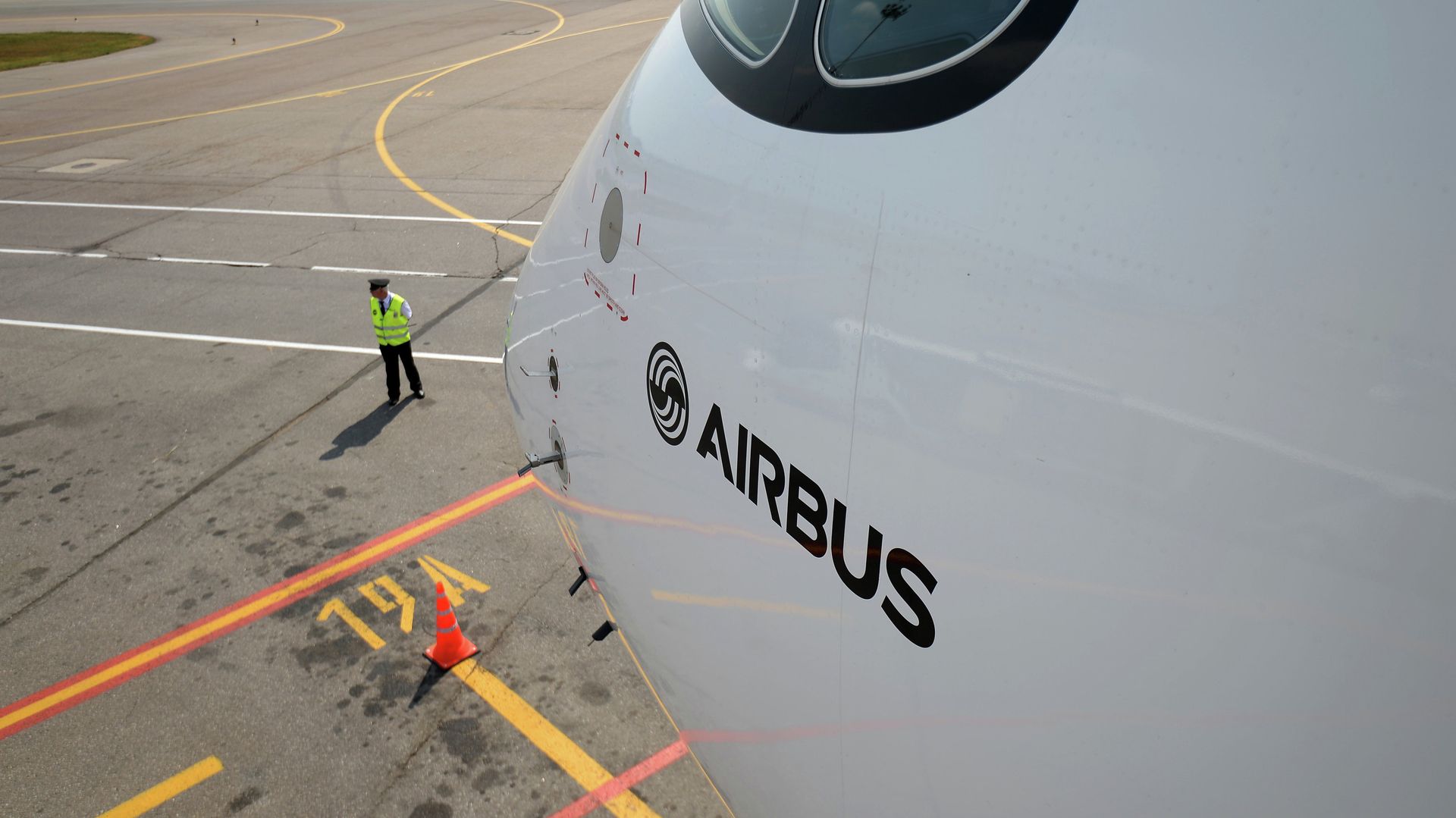 %Новый пассажирский авиалайнер Airbus A350 XWB - ПРАЙМ, 1920, 27.01.2023