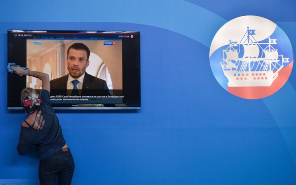 Подготовка к открытию Петербургского экономического форума