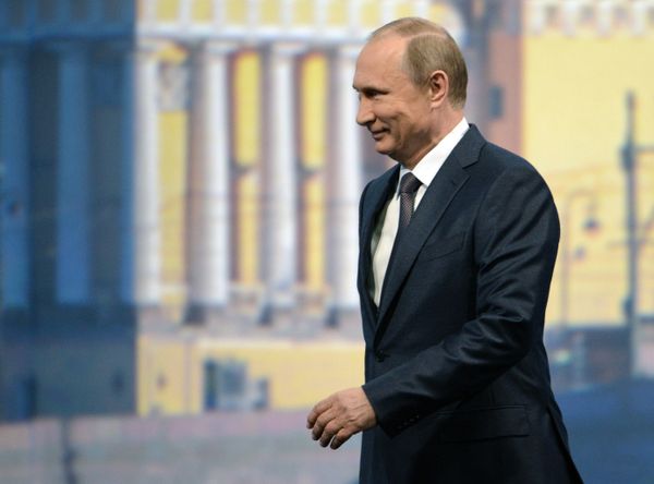 *Президент России Владимир Путин