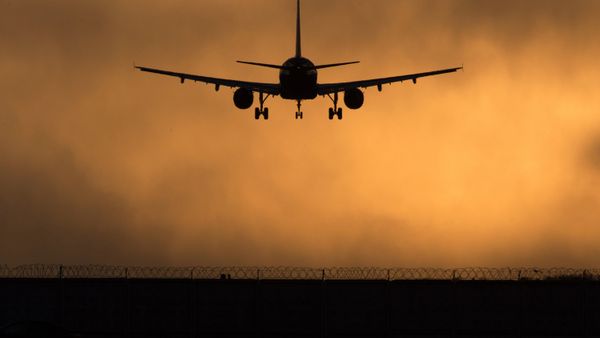 Самолет Airbus A320