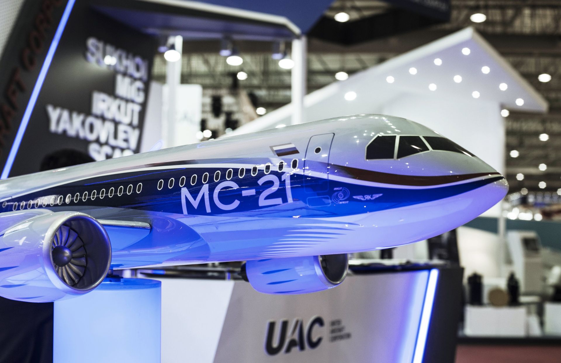 Модель самолета МС-21 на стенде на стенде Объединенной авиастроительной корпорации. - ПРАЙМ, 1920, 29.04.2022