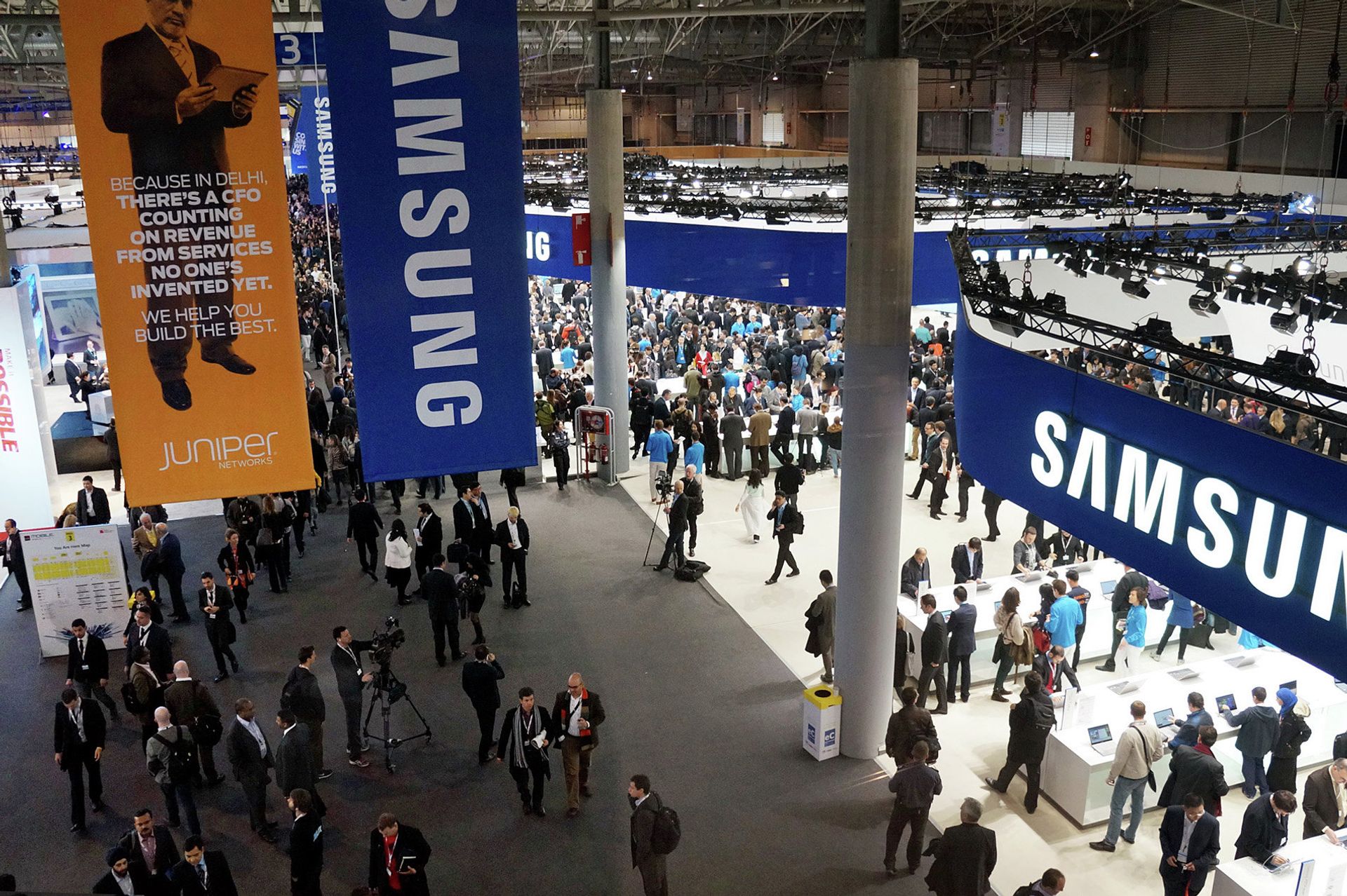 #Выставка Mobile World Congress в Барселоне - ПРАЙМ, 1920, 07.04.2023