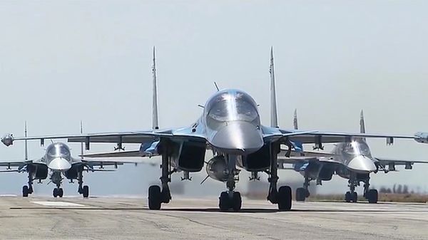 #Вылет первой группы самолетов ВКС России с авиабазы Хмеймим в пункты постоянного базирования на территории России