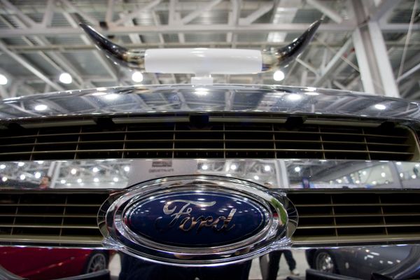 #Автомобиль Ford