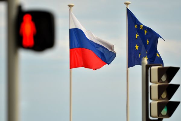 Флаги России, ЕС