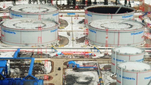 # Нефтеналивной терминал в порту Усть-Луга