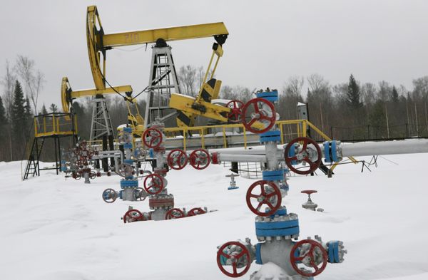Нефтяное месторождение