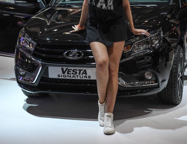 #Автомобиль Lada Vesta