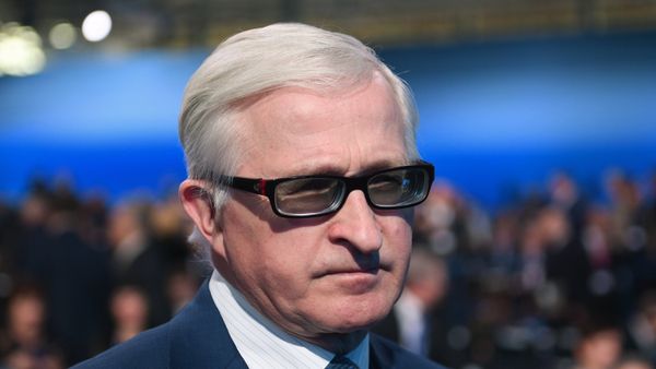 Александр Шохин