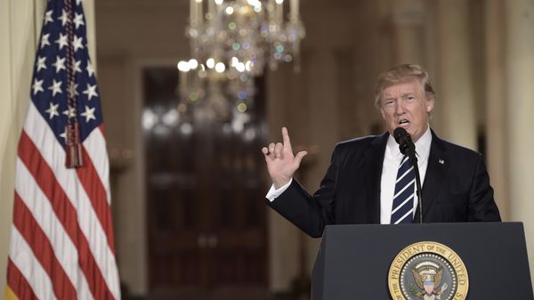 %Президент США Дональд Трамп