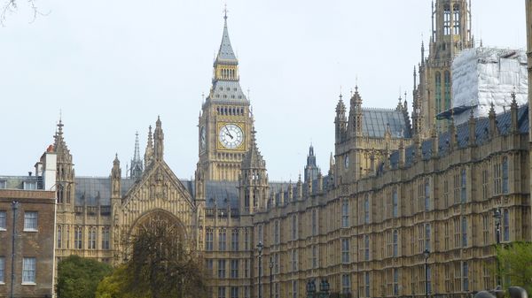 %Здание парламента Великобритании в Лондоне