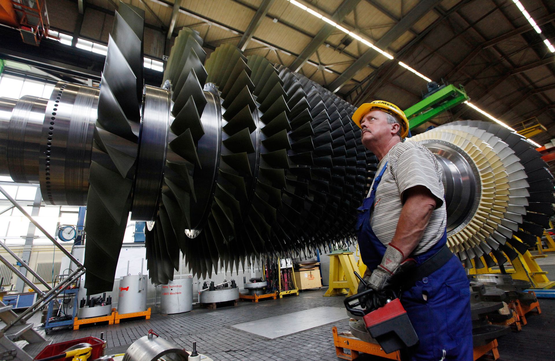 # Строительство газовой турбины на заводе Siemens в Берлине # Строительство газовой турбины на заводе Siemens в Берлине - ПРАЙМ, 1920, 02.09.2022