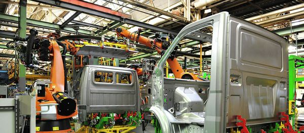 Линия сборки компании Группа ГАЗ