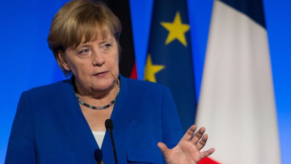 Ангела Меркель во время совместной пресс-конференции c президентом Франции Эммануэлем Макронм. 13 июля 2017