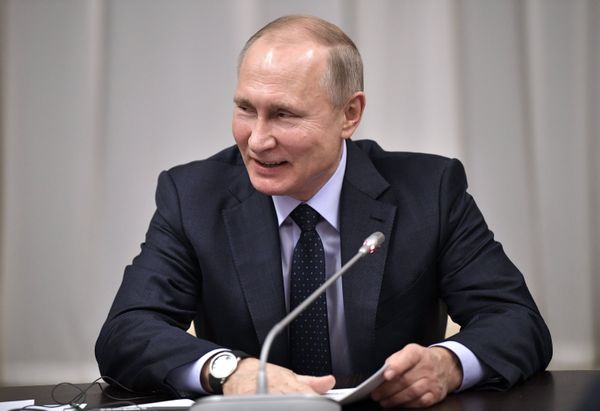 #Владимир Путин во время встречи с представителями экономического совета Франко-российская торгово-промышленная палата. 31 января 2018