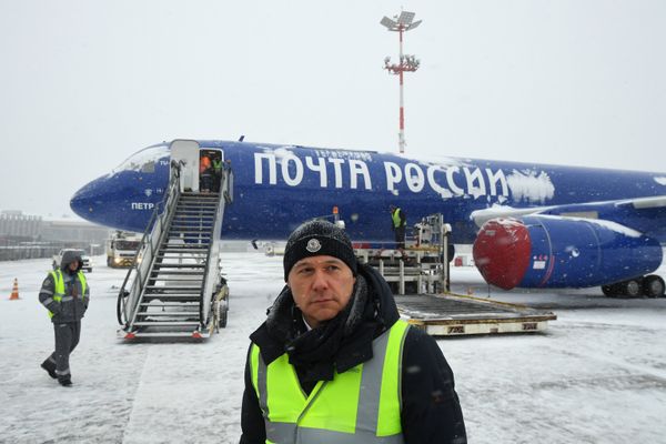 Генеральный директор Почты России Дмитрий Страшнов на церемонии запуска двух магистральных грузовых самолетов ТУ-204С, приобретенных Почтой России, в аэропорту Внуково