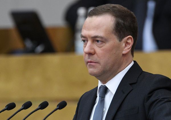 Дмитрий Медведев выступает в Государственной Думе РФ. 11 апреля 2018 Дмитрий Медведев выступает в Государственной Думе РФ. 11 апреля 2018