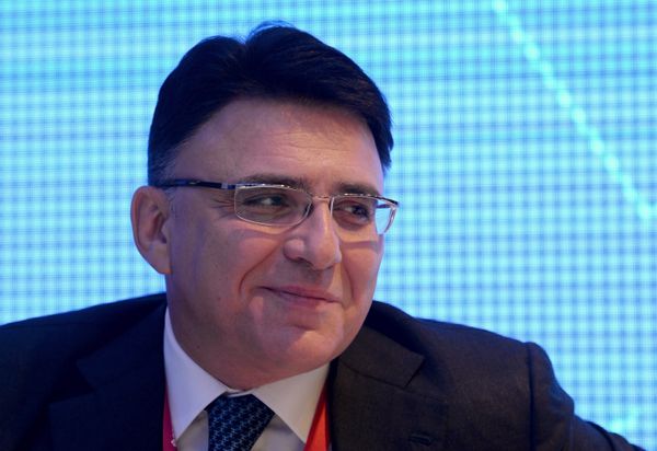 % Александр Жаров % Александр Жаров