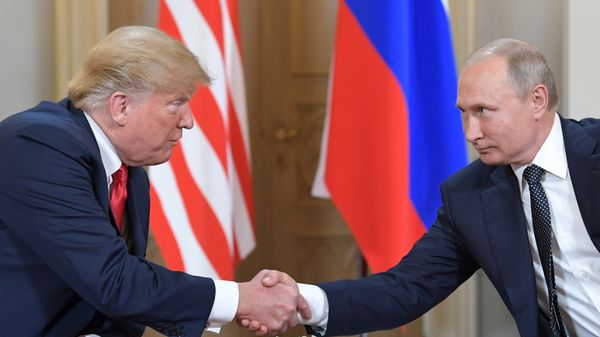 %Встреча президента РФ Владимира Путина и президента США Дональда Трампа в Хельсинки. 16 июля 2018