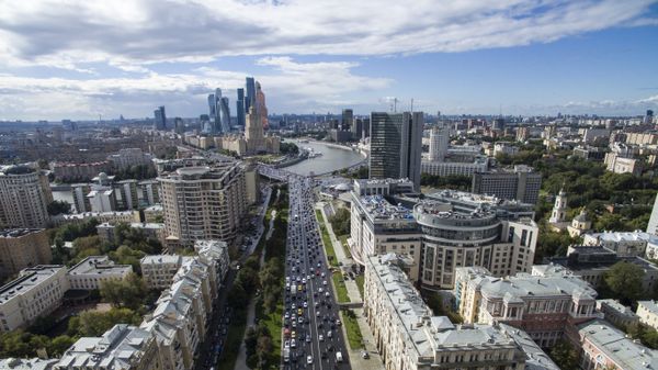 % Москва в преддверии Дня города % Москва в преддверии Дня города
