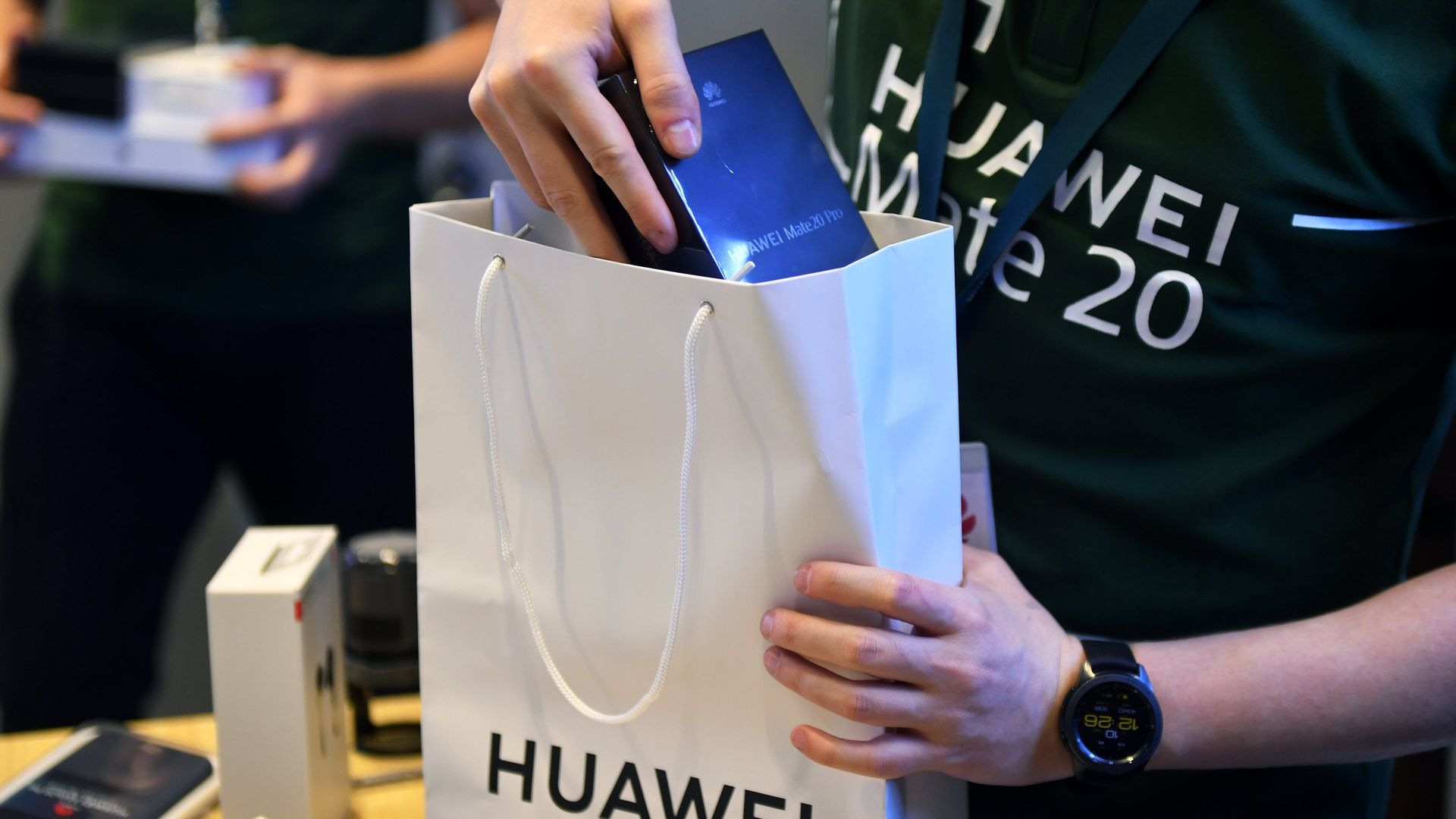 Старт продаж флагманских смартфонов Huawei. - ПРАЙМ, 1920, 31.03.2025