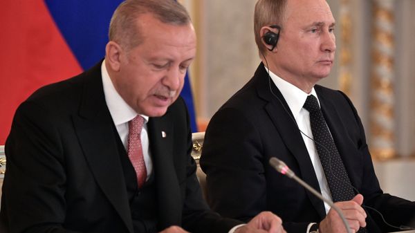 %Президент РФ В. Путин встретился с президентом Турции Р. Т. Эрдоганом %Президент РФ В. Путин встретился с президентом Турции Р. Т. Эрдоганом