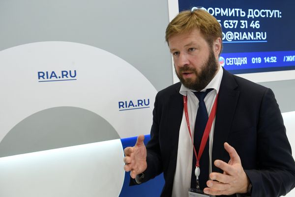%Руководитель Аналитического центра при правительстве РФ Владислав Онищенко %Руководитель Аналитического центра при правительстве РФ Владислав Онищенко