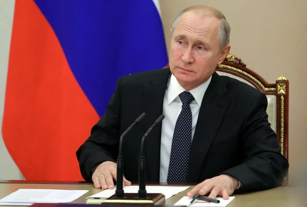 %Президент РФ В. Путин