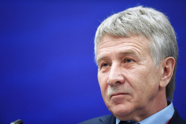 %Председатель правления, член совета директоров ПАО НОВАТЭК Леонид Михельсон
