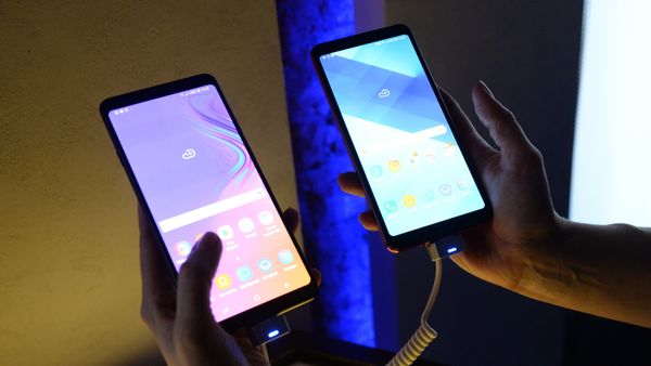 %Презентация новых устройств компании Samsung