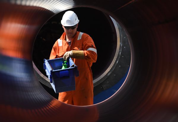 %Строительство газопровода Северный поток-2