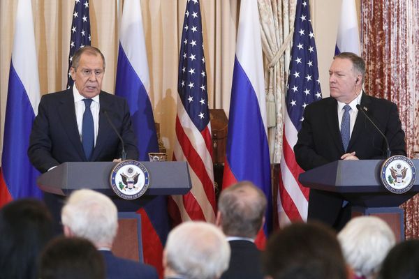 Встреча главы МИД РФ С. Лаврова и госсекретаря США М. Помпео Встреча главы МИД РФ С. Лаврова и госсекретаря США М. Помпео