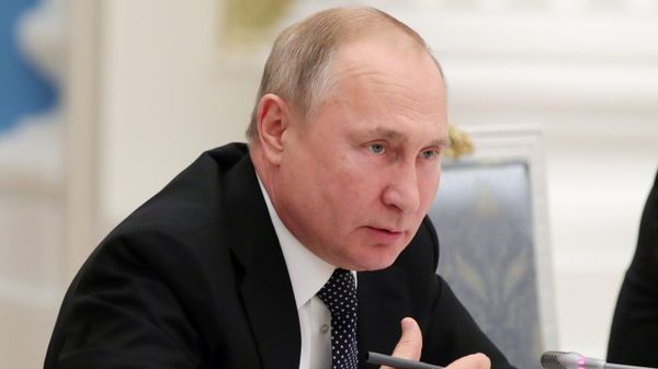Президент РФ В. Путин 