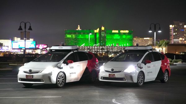 Беспилотники Яндекса на улицах Лас-Вегаса